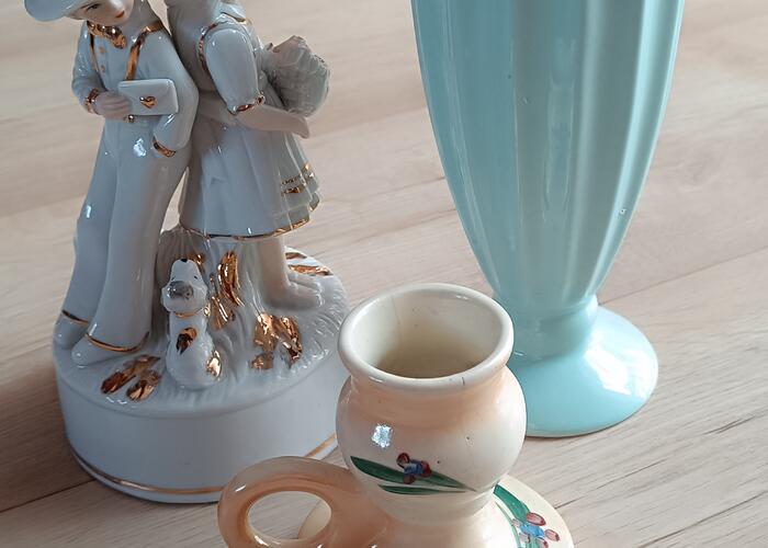 Grajewo ogłoszenia: Witam. Sprzedam trzy bardzo ciekawe rzeczy figurkę z porcelitu,...