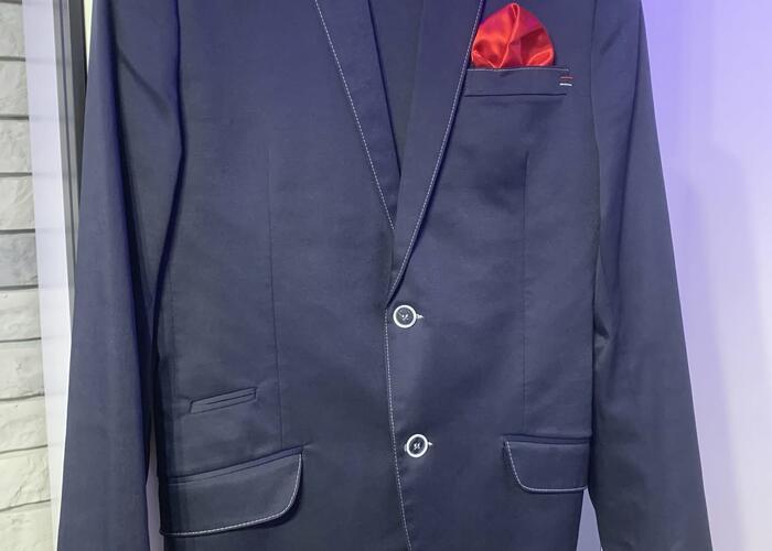 Grajewo ogłoszenia: Witam. Sprzedam nowoczesny, młodzieżowy, elegancki garnitur typu...