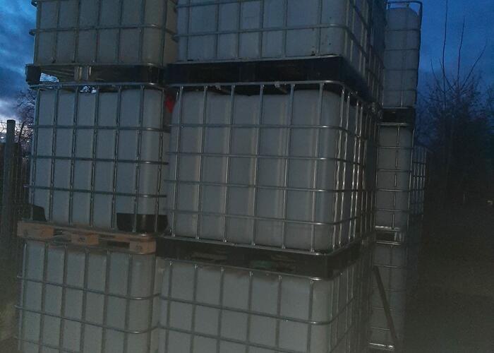 Grajewo ogłoszenia: Sprzedam zbiorniki plastikowe o pojemności 1000 l na palecie...